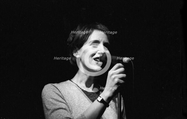 Stacey Kent, Ronnie Scott’s, Soho, London, 1 Feb 2000. Creator: Brian O'Connor.