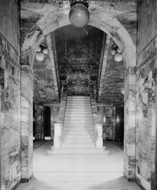 Stairway, main corridor, Majestic B. [Building], Detroit, Mich., between 1905 and 1915. Creator: Unknown