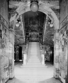 Stairway, main corridor, Majestic B. [Building], Detroit, Mich., between 1905 and 1915. Creator: Unknown