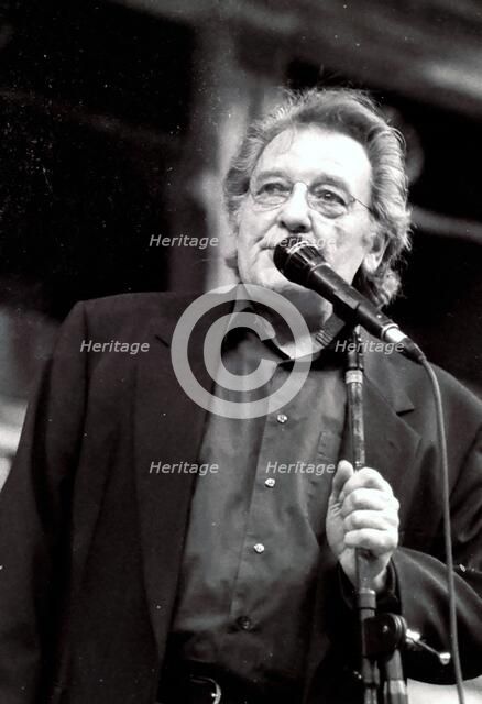 Stan Tracey, The Globe, London, 2000. Artist: Brian O'Connor