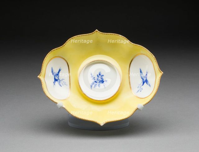 Stand for a Mustard Pot, Vincennes, 1751/52. Creators: Vincennes Porcelain Manufactory, André-Vincent Vieillard.