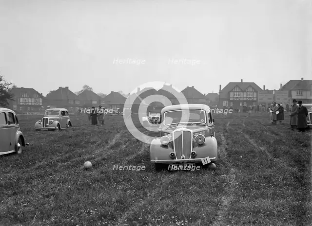 Standard Twelve at the Standard Car Owners Club Gymkhana, 8 May 1938. Artist: Bill Brunell.