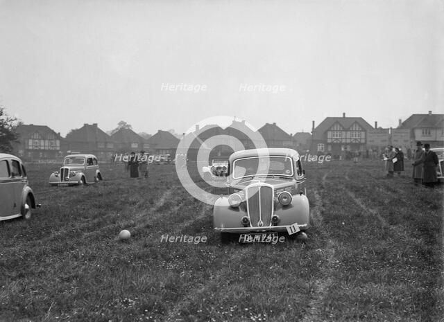 Standard Twelve at the Standard Car Owners Club Gymkhana, 8 May 1938. Artist: Bill Brunell.