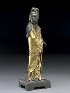 Standing figure of the bodhisattva Guanyin, 17th - 18th century