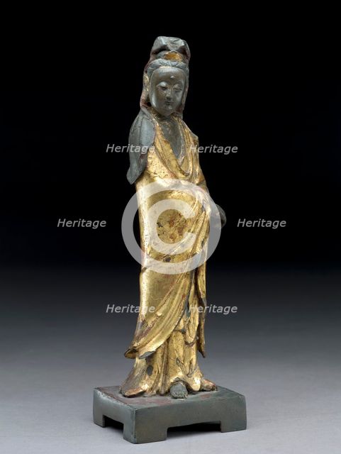 Standing figure of the bodhisattva Guanyin, 17th - 18th century. Artist: Unknown.