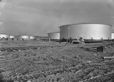 Stanlow Oil Refinery, Stanlow, Ellesmere Port, Cheshire, 03/12/1954. Creator: John Laing plc