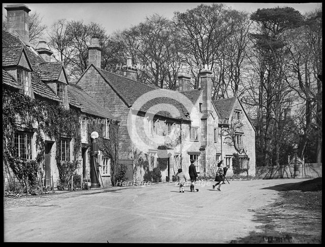 Stanway Road, Stanton, Tewkesbury, Gloucestershire, 1934. Creator: Marjory L Wight.