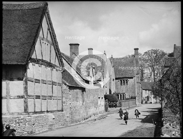Stanway Road, Stanton, Tewkesbury, Gloucestershire, 1934. Creator: Marjory L Wight.