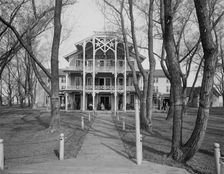 Star Island House, Ste. Claire [sic] Flats, Mich., c.between 1910 and 1920. Creator: Unknown