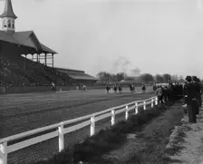 Start, Churchill Downs, Louisville, Ky., The, c1907. Creator: Unknown