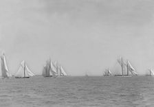 Start for the King's Cup yacht race, 1909. Creator: Kirk & Sons of Cowes