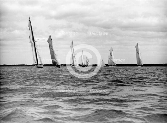 Start for the King's Cup yacht race, 1913. Creator: Kirk & Sons of Cowes.