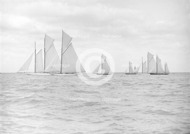 Start for the King's Cup yacht race, 1913. Creator: Kirk & Sons of Cowes.