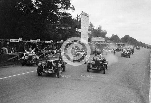 Start of a the Irish Grand Prix Saorstat Cup race, Phoenix Park, Dublin, 1930. Artist: Bill Brunell.