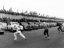Start of Daily Express Trophy race at Silverstone 1954. Creator: Unknown