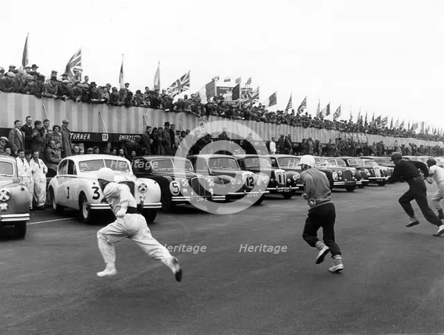 Start of Daily Express Trophy race at Silverstone 1954. Creator: Unknown.