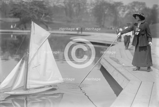 Start of toy yacht race, Cent'l [Central] Park, between c1910 and c1915. Creator: Bain News Service.
