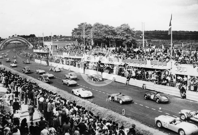 Start of the Le Mans 24 Hours, 1950. Artist: Unknown