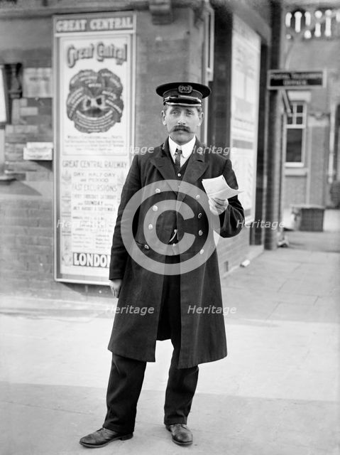 Station Master, Finmere Station, Oxfordshire, 1904. Artist: Alfred Newton & Sons.