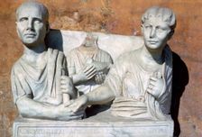 Statue of a Roman husband and wife