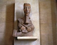 Statue of Amenhotep IV, made in stoneware with polychromed remains, it comes from Karnak