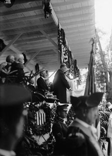 Statue of Commodore John Barry unveiled, Washington DC, 16 May 1914. Creator: Harris & Ewing