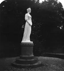 Statue of Elizabeth of Russia (1709-1762), Salzburg, Austria, 1900s. Creator: Wurthle & Sons