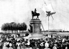 Statue of Lord Roberts unveiled at Calcutta by the Viceroy, Lord Elgin, 1898. Creator: Unknown