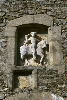 Statue of St James the Moor-slayer in Cubo's Arch, Zafra, Extremadura, Spain (2001). Creator: LTL