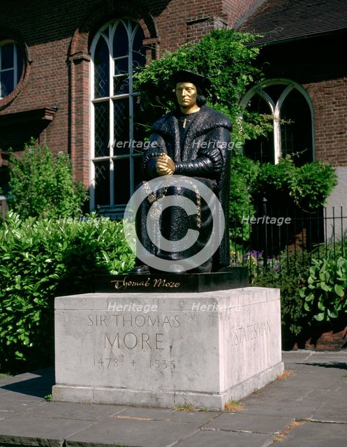Statue of Sir Thomas More in front of Chelsea Old Church, Cheyne Walk, London. Creator: Peter Thompson.