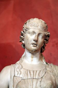Statue of Terpsichore, Muse of Dances
