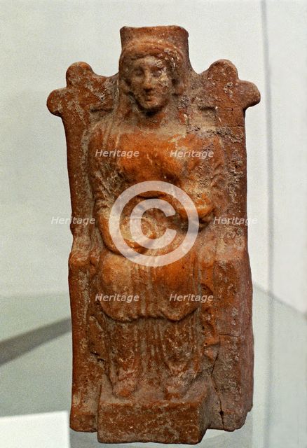 Statuette of Hera, protector of childbirth, a sanctuary from Phocis.