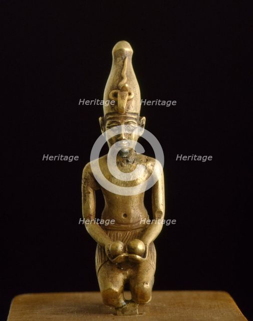 Statuette of king in the white crown offering two wine bowls, XIXth Dynasty (c1292 BC-c1190 BC). Artist: Unknown.