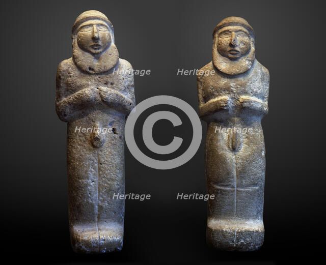 Statuettes of bearded men (possibly the priest-king), 4th millenium BC. Creator: Prehistoric culture, Uruk period, Mesopotamia  .