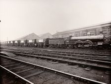 Steam train taking tins of Rowntrees chocolate to London, 1902