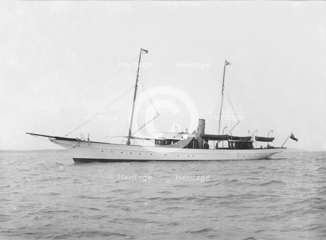 Steam yacht 'Iliona' under way, 1914. Creator: Kirk & Sons of Cowes.