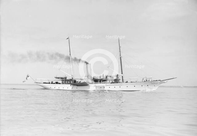 Steam yacht 'Minona' under way, 1913. Creator: Kirk & Sons of Cowes.