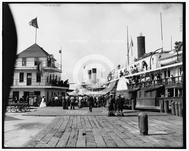Steamers at pier, Port Huron, Mich., c1908. Creator: Unknown.