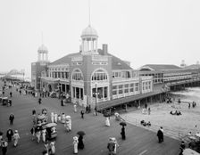 Steel Pier, Atlantic City, N.J., c.between 1910 and 1920. Creator: Unknown