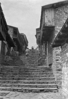 Steps leading to the kailana bazaar, India, 1917