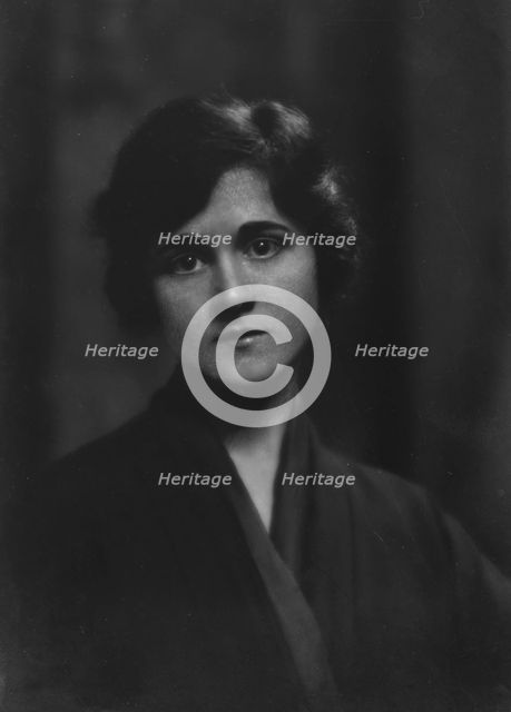 Stewart, M., Miss (Horton), portrait photograph, 1916. Creator: Arnold Genthe.