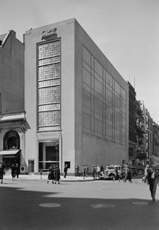 Steuben Glass, business at 718 5th Ave., New York City, 1937. Creator: Gottscho-Schleisner, Inc