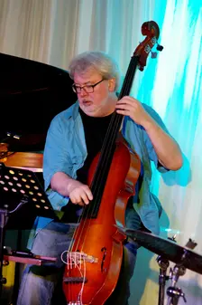 Steve Rodby, Watermill Jazz Club, Dorking, Surrey, 2nd August 2016. Artist: Brian O'Connor