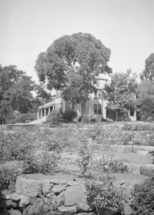 Stevenson, Robert Louis, Mrs., house, 1921 or 1922. Creator: Arnold Genthe