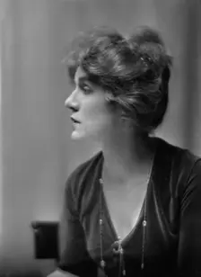 Stevens, Emily (Ashton Stevens), portrait photograph, 1913. Creator: Arnold Genthe
