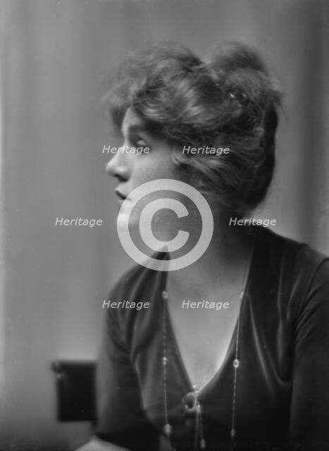 Stevens, Emily (Ashton Stevens), portrait photograph, 1913. Creator: Arnold Genthe.