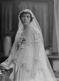 Stimson, Henry B., Mrs., portrait photograph, 1915. Creator: Arnold Genthe