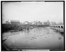 Stone bridge over the Mississippi, Minneapolis, Minn., c1905. Creator: Unknown