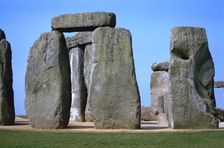 Stonehenge, 25th century BC