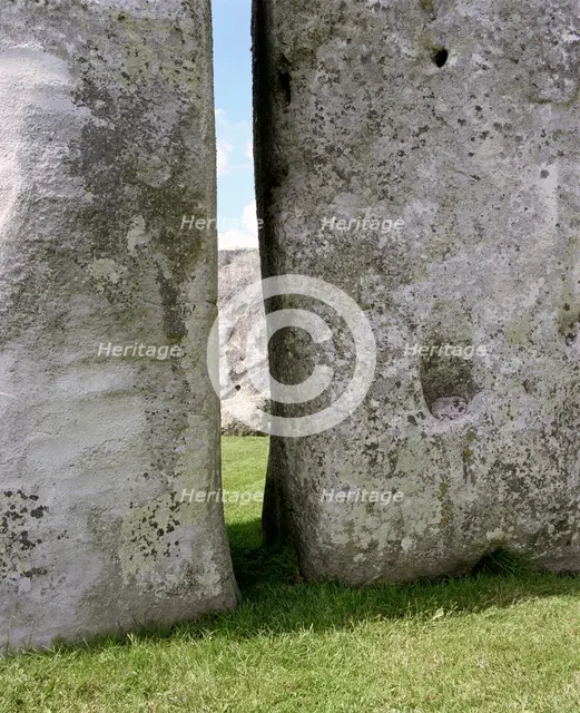 Stonehenge, Amesbury, Wiltshire, 2000. Artist: P Williams